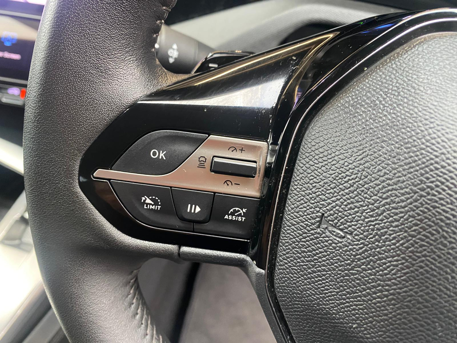 2023 Peugeot 408 - image 20