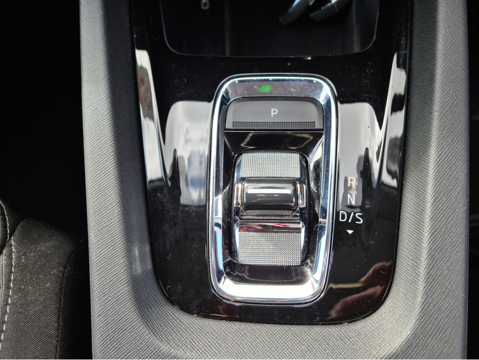 2024 Skoda Octavia - image 10