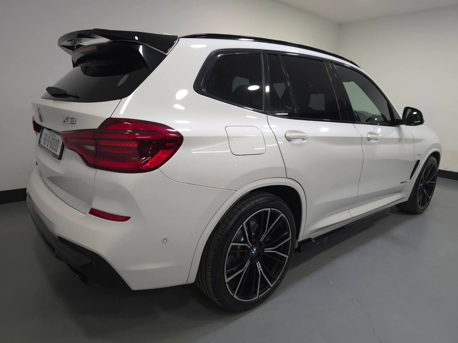 2018 BMW X3 - image 8