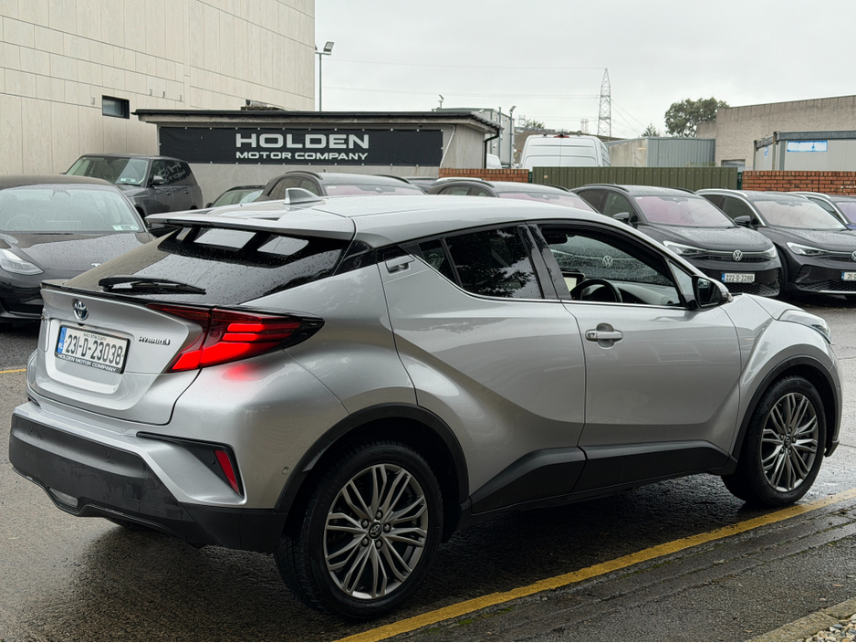 2023 Toyota C-HR HYBRID SOL..RAER CAMERA WITH PARK ASSIST €21,900