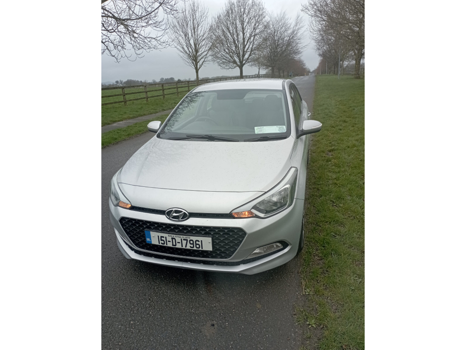 2015 Hyundai i20 - image 7