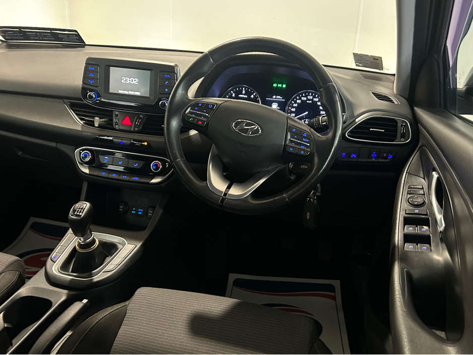 2018 Hyundai i30 - image 4