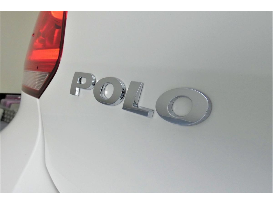 2017 Volkswagen Polo - image 23