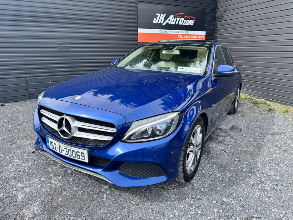 2016 Mercedes-Benz C Class - image 3