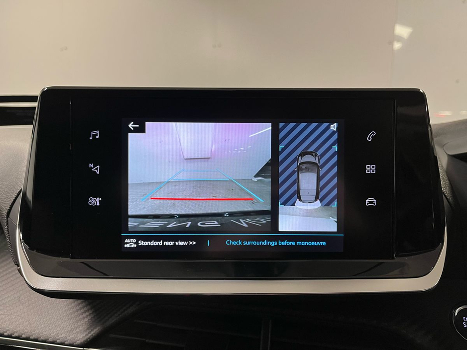 2023 Peugeot 208 - image 15