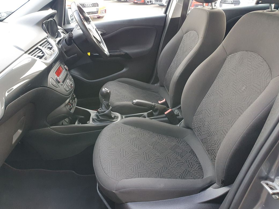 2018 Opel Corsa - image 18