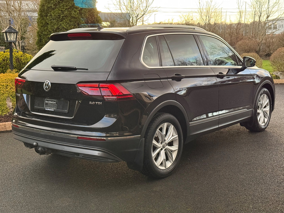 2017 Volkswagen Tiguan - image 7