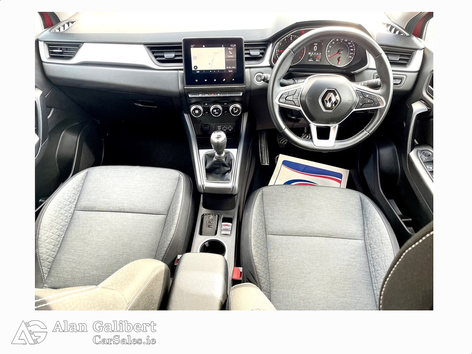 2022 Renault Captur ICONIC EDITION  TCE € €16,995