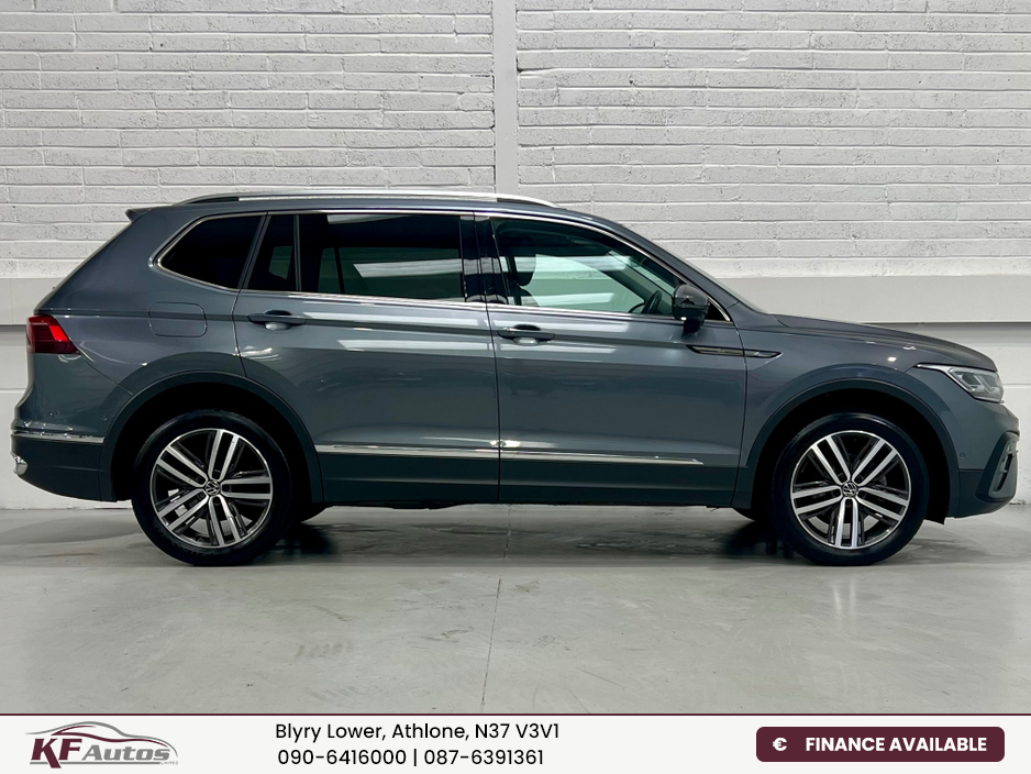 2022 Volkswagen Tiguan - image 5