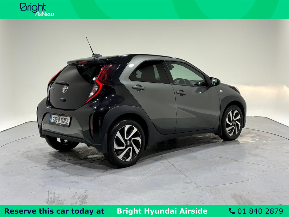2023 Toyota Aygo X 1.0 DESIGN 4DR €18,950
