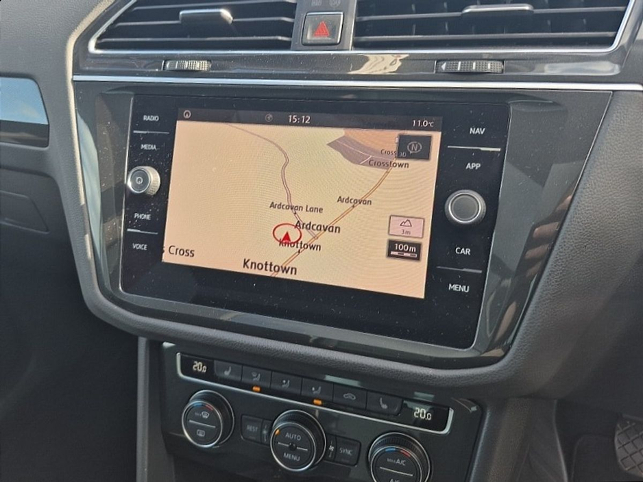 2018 Volkswagen Tiguan - image 20