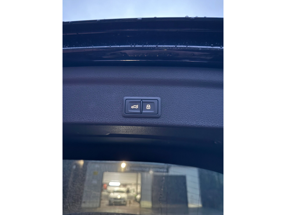 2020 Audi Q3 35 TDI 150HP quattro S line €38,995