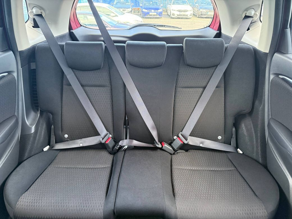 2018 Honda Fit - image 12