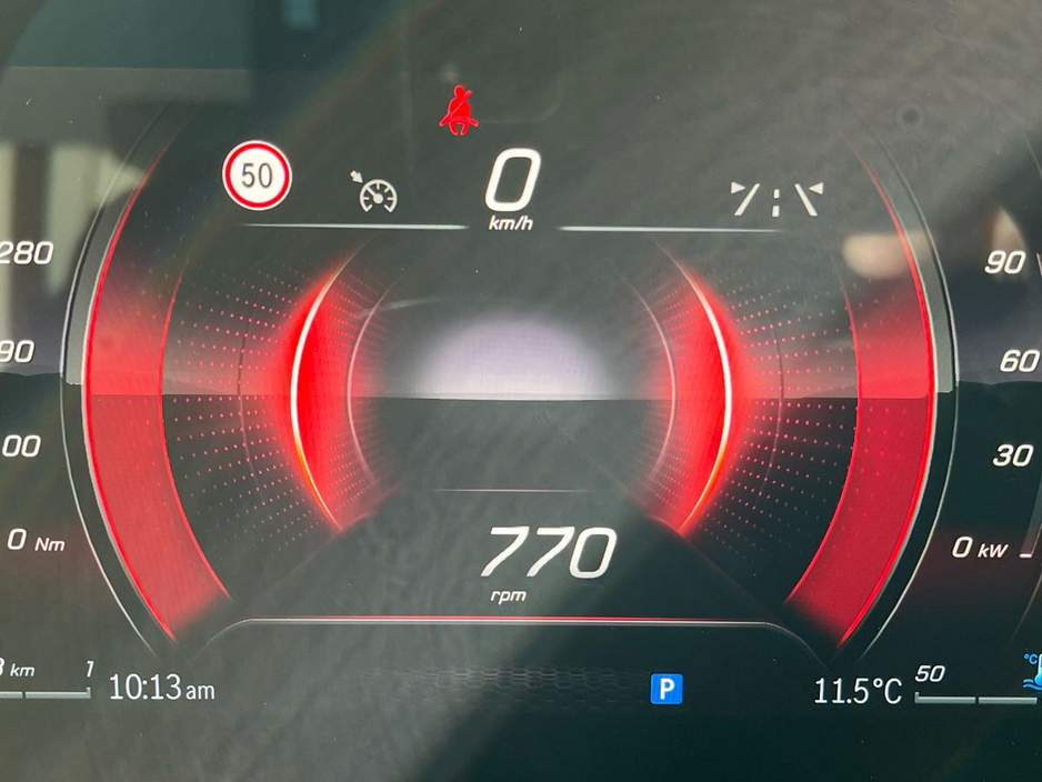 2025 Mercedes-Benz GLA Class - image 28