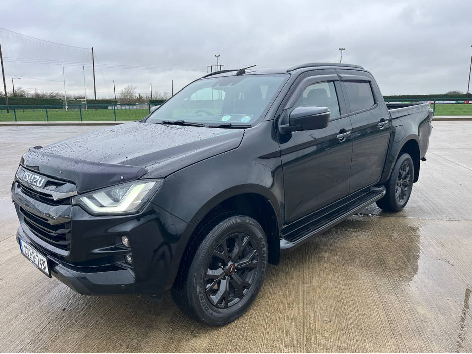 2023 Isuzu D-MAX - image 4