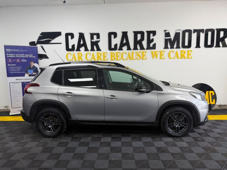 2017 Peugeot 2008 - image 3