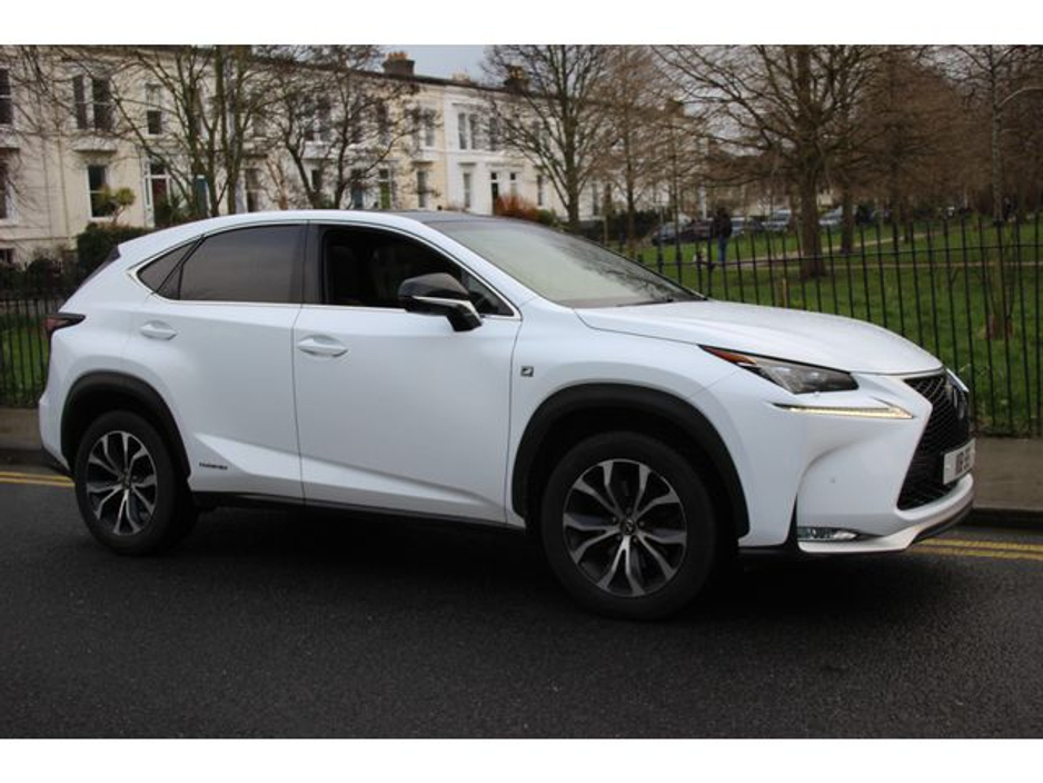 2017 Lexus NX 300 h - image 7