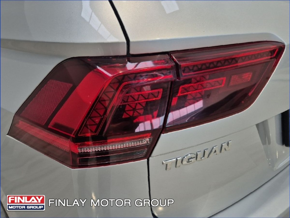 2019 Volkswagen Tiguan - image 26