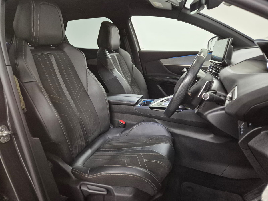 2022 Peugeot 3008 1.6PHEV 4x4, GT PREMIUM 225 BHP, ONLY 47000kms, FULL SERVICE HISTORY, SPOTLESS, GREAT VALUE €27,999