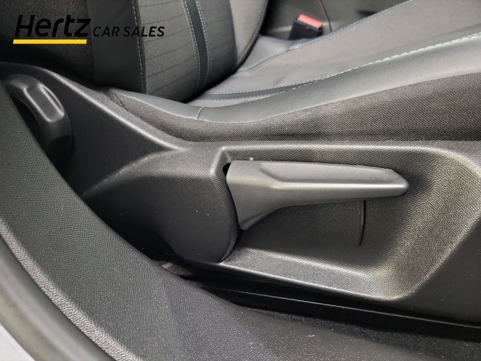 2023 Peugeot 2008 - image 20