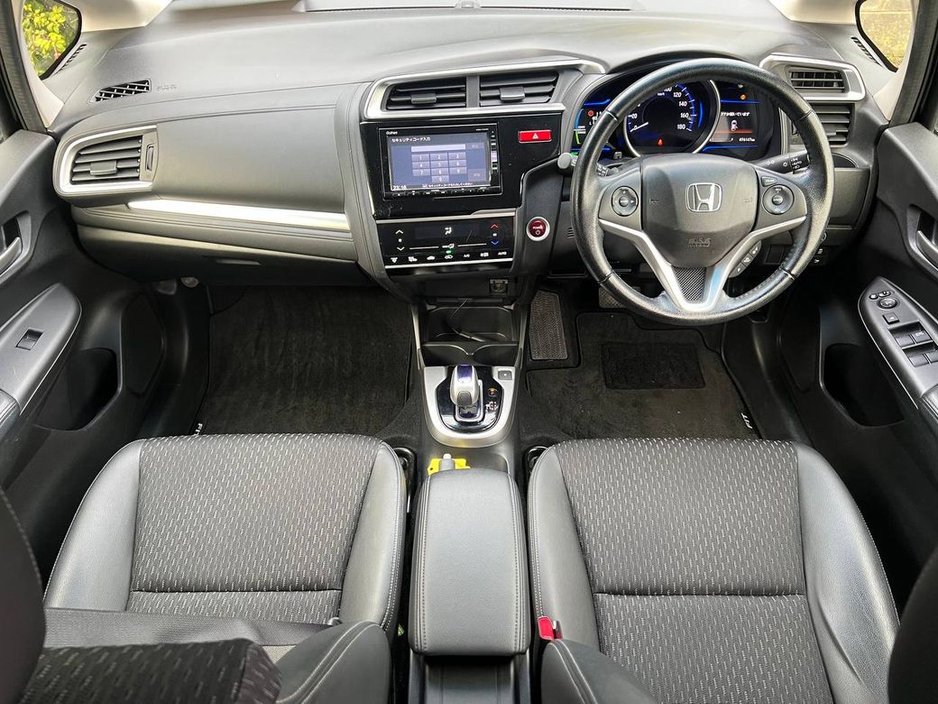 2016 Honda Fit L-PACKAGE 1.5 HYBRID // SERVICE HISTORY // CRUISE CONTROL // REVERSE CAMERA €10,950