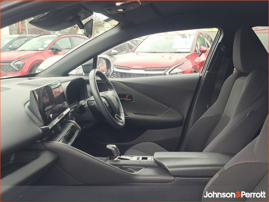 2024 Toyota C-HR 1.8 HYBRID SPORT €35,900