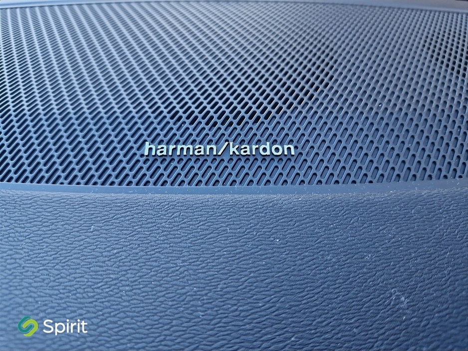 2025 Volvo EX40 Fully Electric, Single Moto,r Extended Range, Ultra, Panoramic Sunroof, HK Premium Sound, 360 View Camera, F&R Heated Seats, Adaptive Cruise Control With Pilot Assist, BLIS/CTA, Volvo On Call €52,950