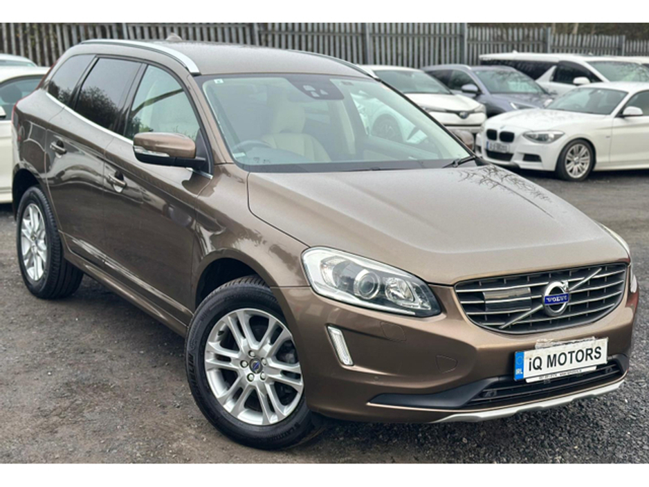 2015 Volvo XC60 - image 2