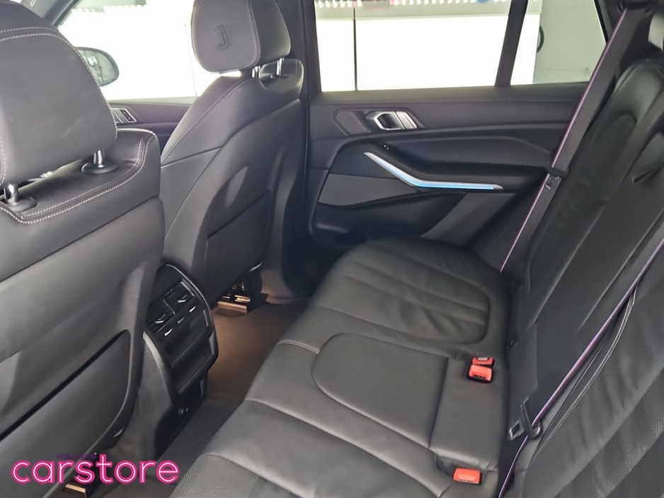 2020 BMW X5 xDrive45e M Sport €56,880