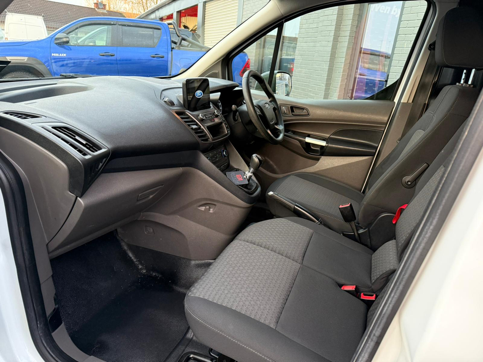 2021 Ford Transit Connect 210 TREND TDCI LWB , ONLY 49K MILES , REVERSE CAMERA , PARKING SENSORS , PLY LINED , FRESHLY SERVICED , NEW DOE ,  COLOUR CODED , FINANCE FROM €72 p/w & €3,450 DEPOSIT / TRADE IN. €14,950