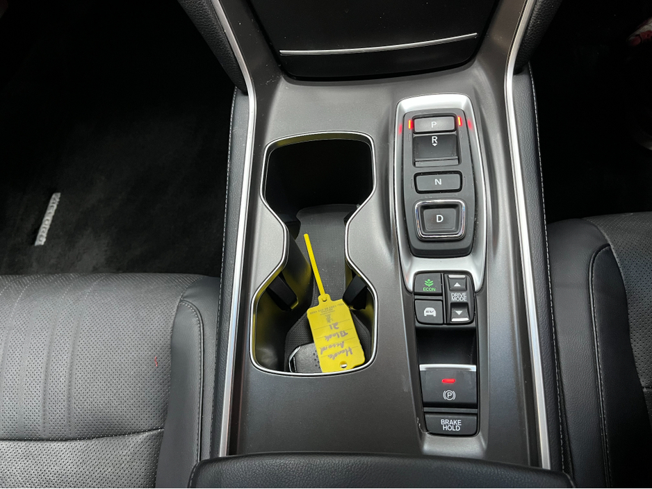 2021 Honda Accord €31950 2021 HONDA ACCORD HYBRID EX 2.0 AUTOMATIC / CRUISE CONTROL / REVERSE CAMERA / ELECTRIC MEMORY & HEATED SEATS / PADDLE SHIFTERS €31,950