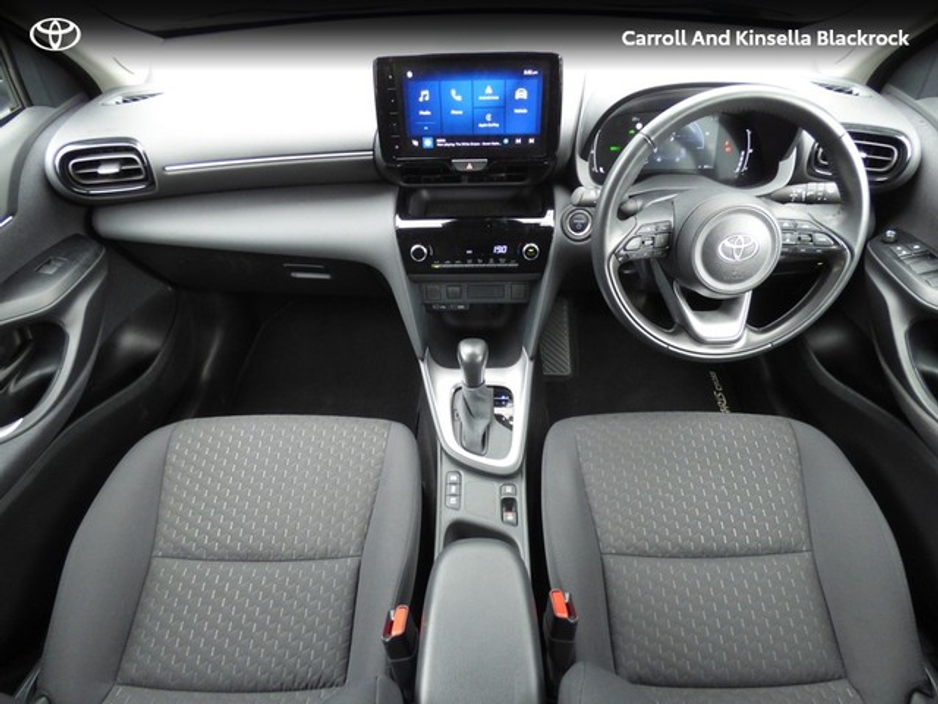 2022 Toyota Yaris Cross Hybrid Luna €25,950