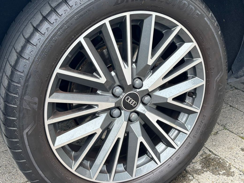 2022 Audi Q3 - image 9