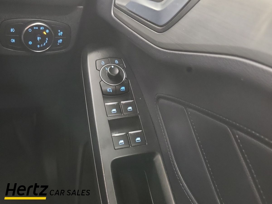 2023 Ford Focus - image 17