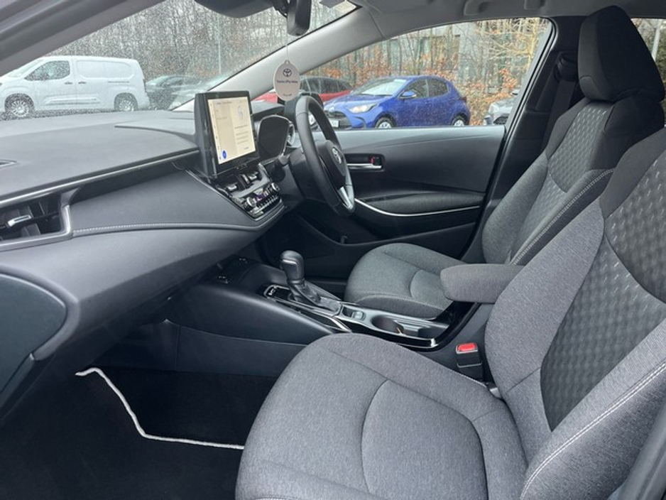 2023 Toyota Corolla COROLLA LUNA SPORT HYBRID SALOON €29,950