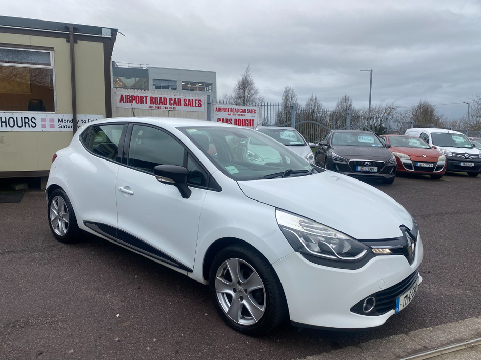 2017 Renault Clio - image 7