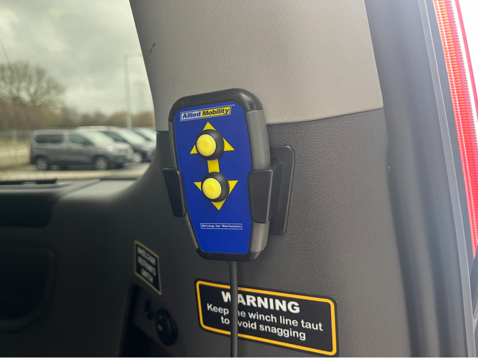 2022 Ford Tourneo - image 15