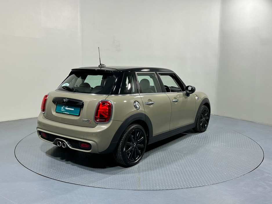 2020 MINI Cooper S 2.0 192 BHP 202 €22,800