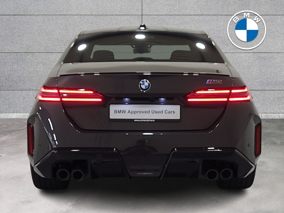 2025 BMW M5 M5 Phev Auto Entry 4.4 727 xDrive 22.1 kWh PHEV 197BHP /145 kw Step-tronic Auto Start/Stop