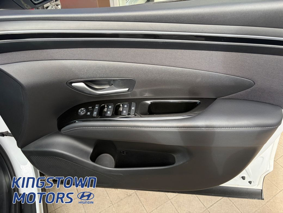 2021 Hyundai Tucson - image 8