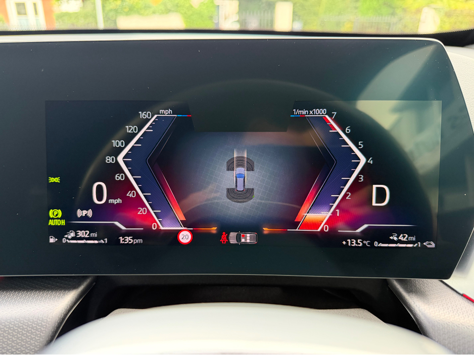 2023 BMW X1 - image 27