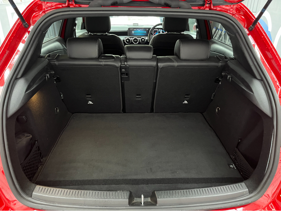 2019 Mercedes-Benz A Class €23950 2019 MERCEDES-BENZ A200D 2.0 AUTOMATIC / CRUISE CONTROL / REVERSE CAMERA / ELECTRIC MEMORY & HEATED SEATS / PADDLE SHIFTERS €23,950