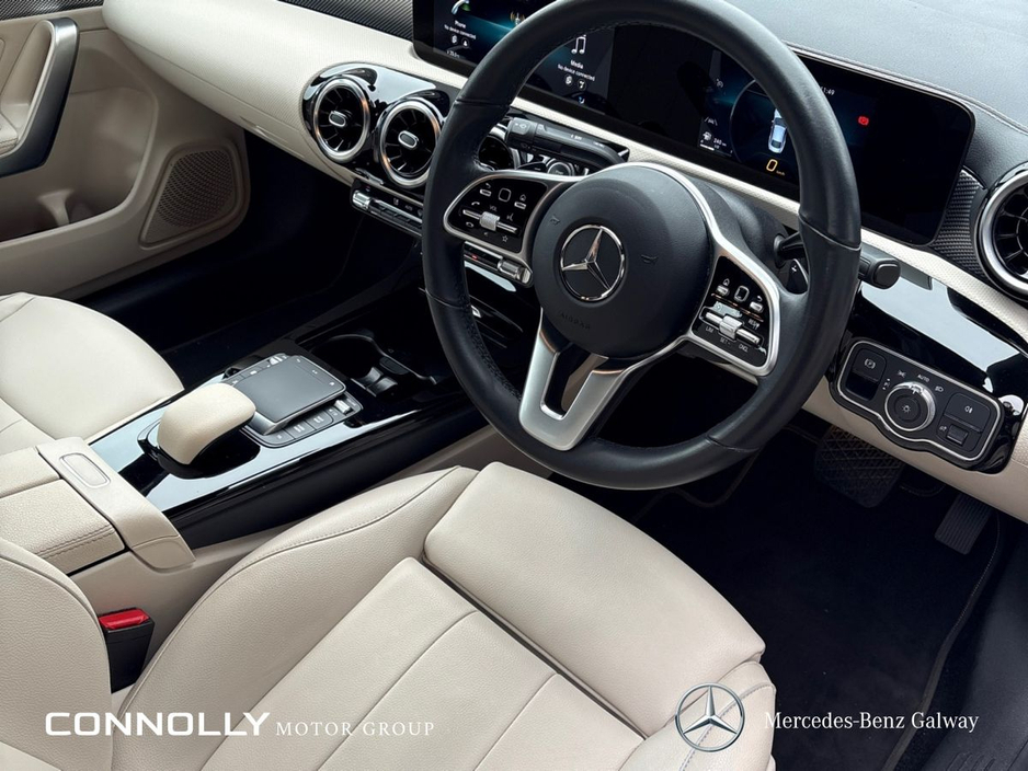 2022 Mercedes-Benz CLA Class - image 7