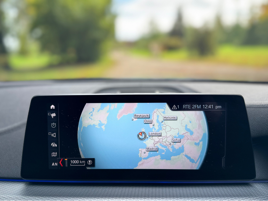 2019 BMW 5 Series - image 28