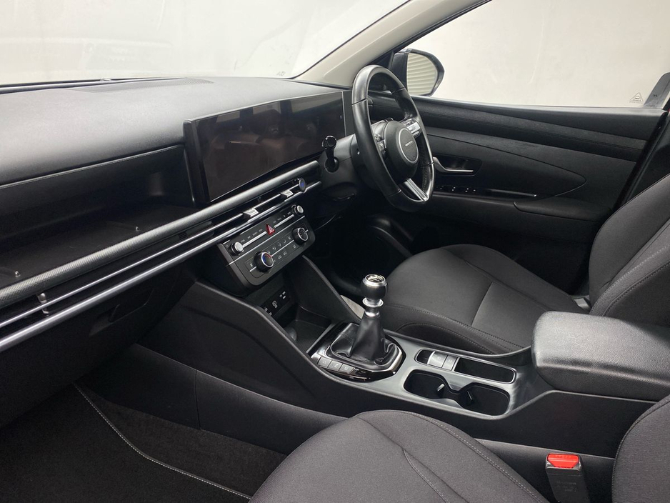 2024 Hyundai Tucson - image 2