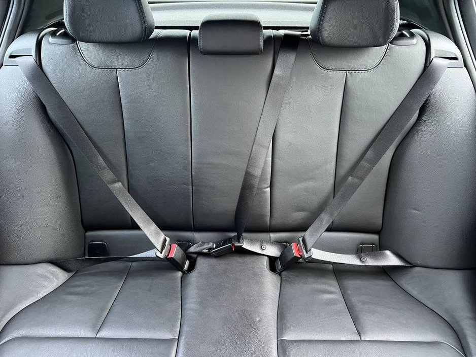 2018 BMW 1 Series - image 12