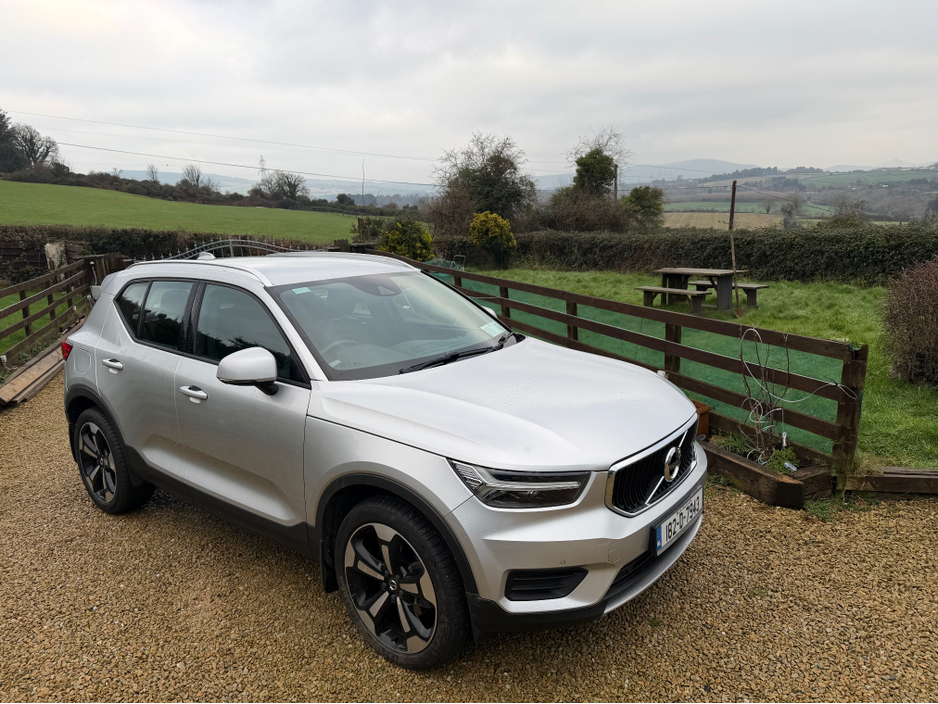2018 Volvo XC40 D4 AWD MOMENTUM AT 5DR AU AUTO €25,950