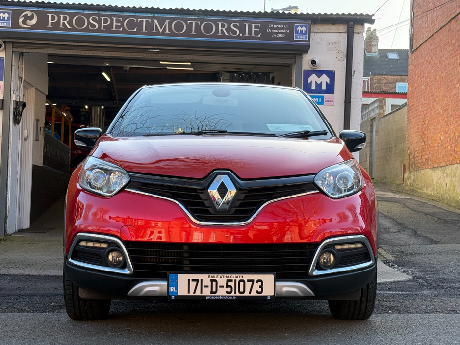 2017 Renault Captur - image 2
