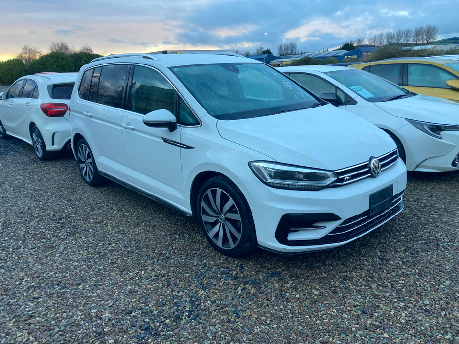 2016 Volkswagen Touran  €18,950