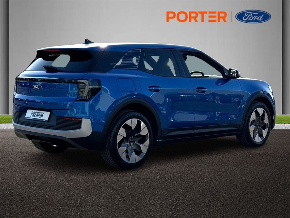 2026 Ford Explorer - image 3